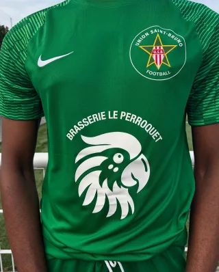 https://saintbrunofootball.fr/wp-content/uploads/2025/08/Sponsor-Senior-1-320x398.webp